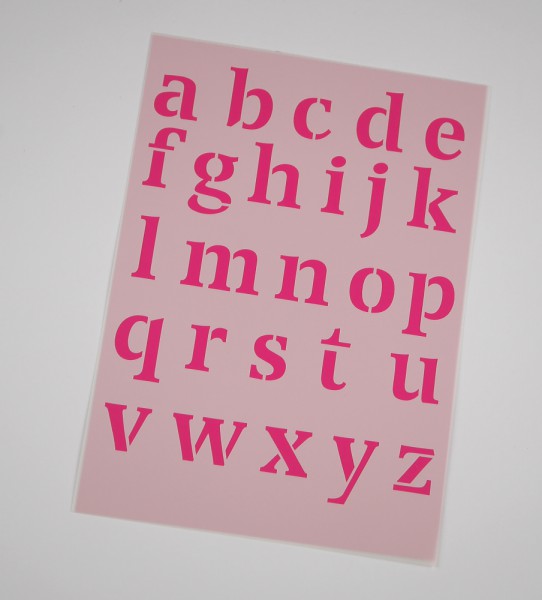 Schablone Stencil kleine Buchstaben